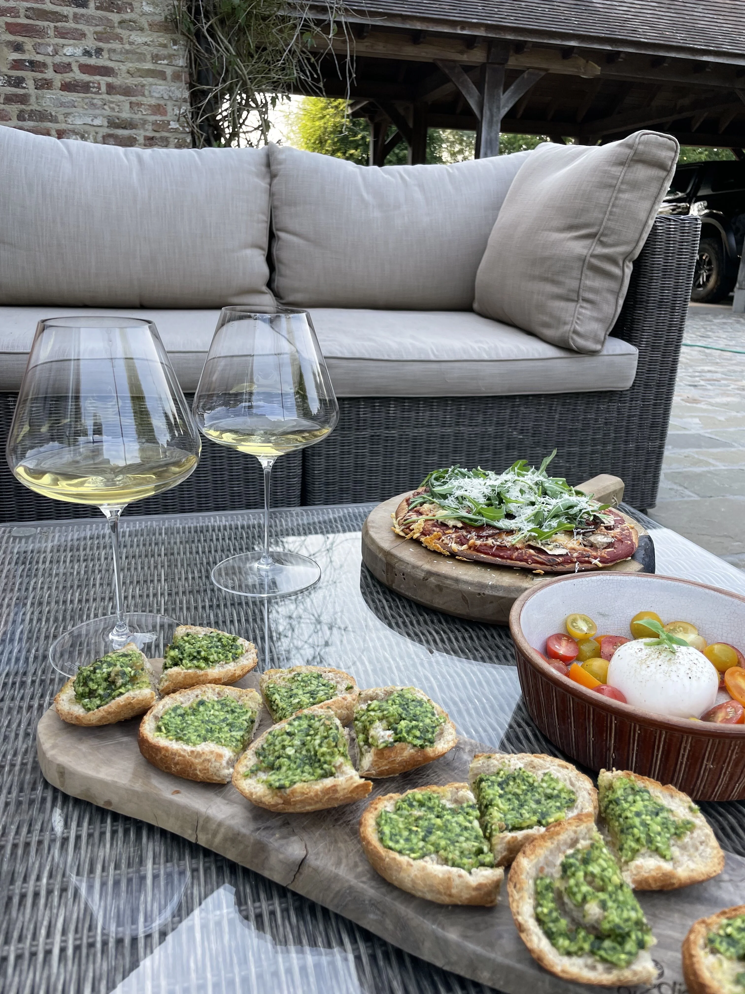 Aperitiefhapjes met wijn